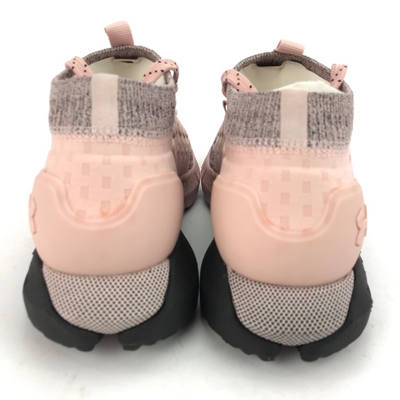 under armour hovr phantom pink